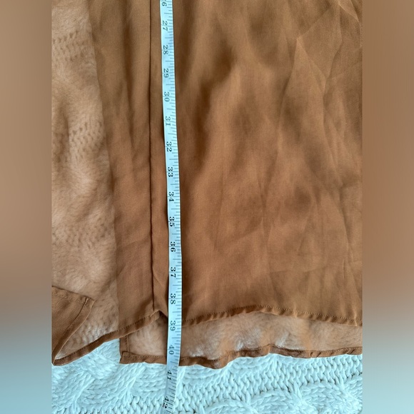 ✨Forever 21 Cover all in good/fair condition, lightly worn.✨ - Picture 4 of 6